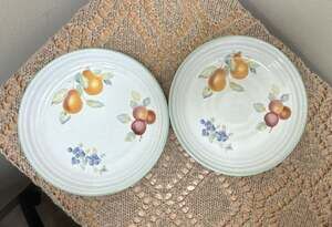 Set of 2 International Tableworks Sweet Bounty Salad Plates 7.75"